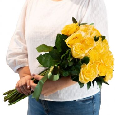 Buquê de 24 rosas amarelas